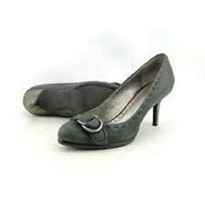 Y2K Retro COACH Dinah Leather Pumps Women's 5.5 Olive Green Buckle Pointed Toe